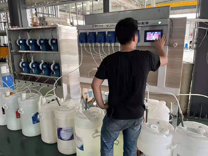 朗全自动进料-01