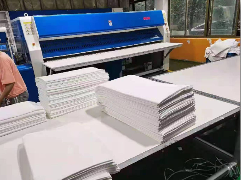 朗高速熨烫机-01